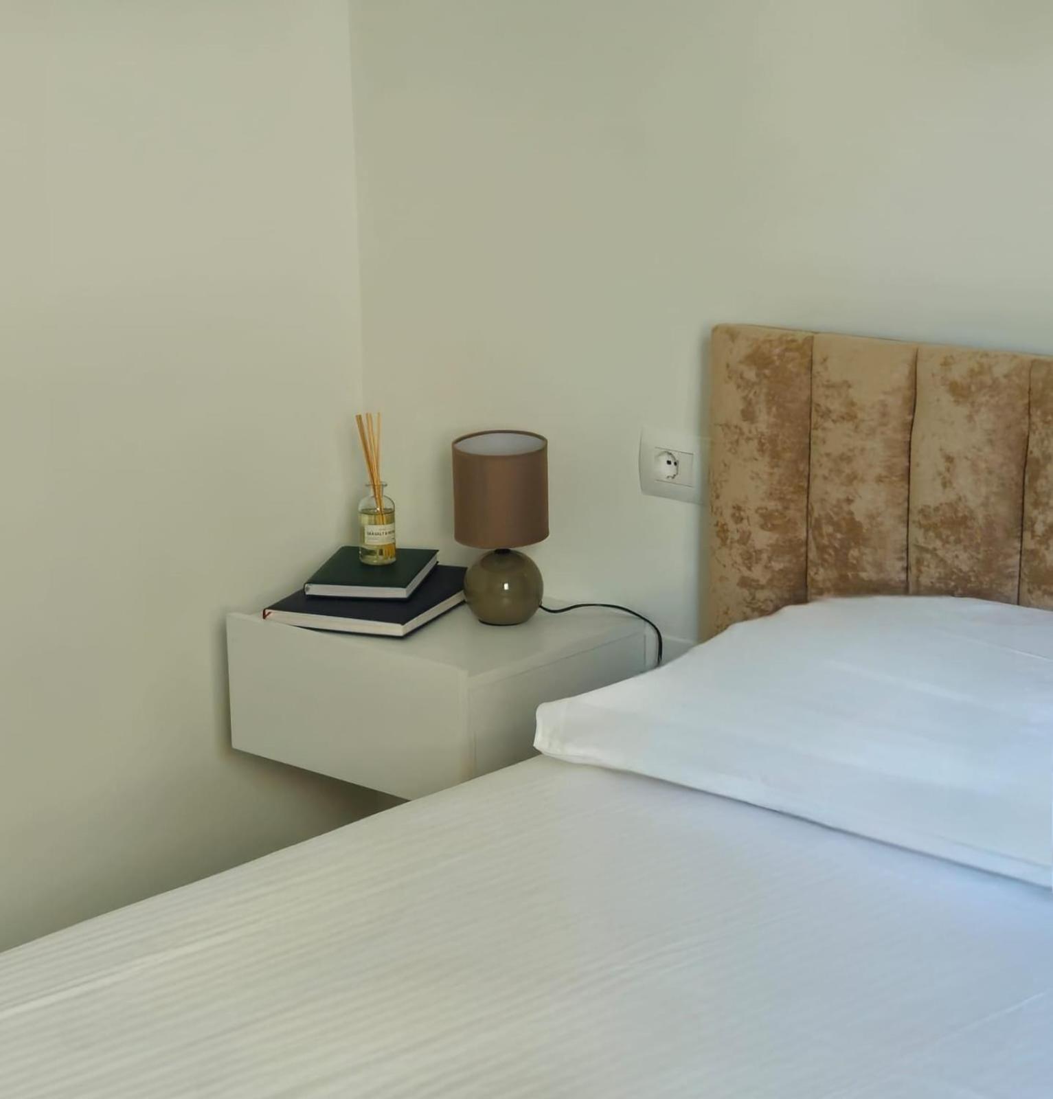 Vacation Station Sea View Apartament Avlonya Dış mekan fotoğraf