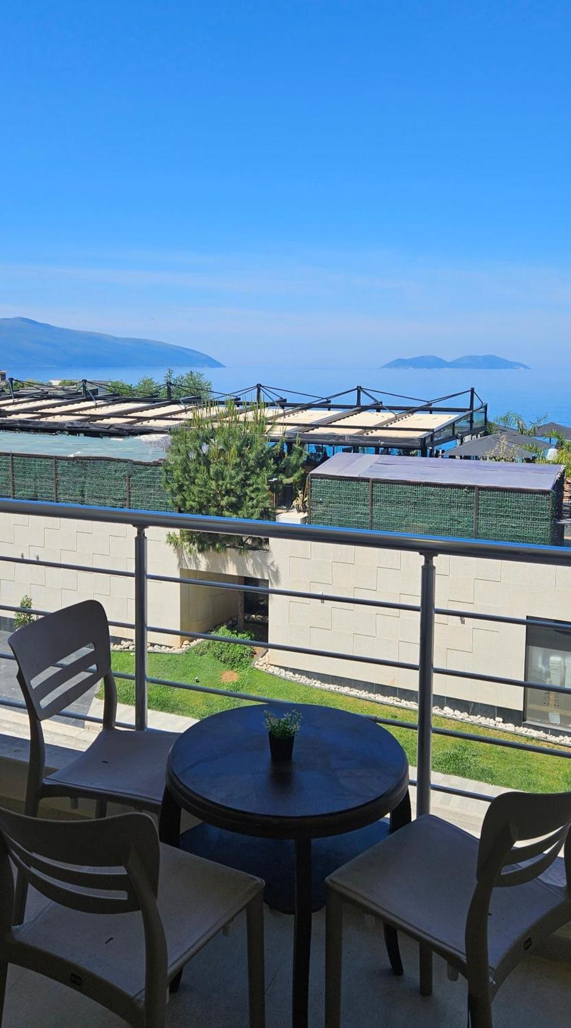 Vacation Station Sea View Apartament Avlonya Dış mekan fotoğraf